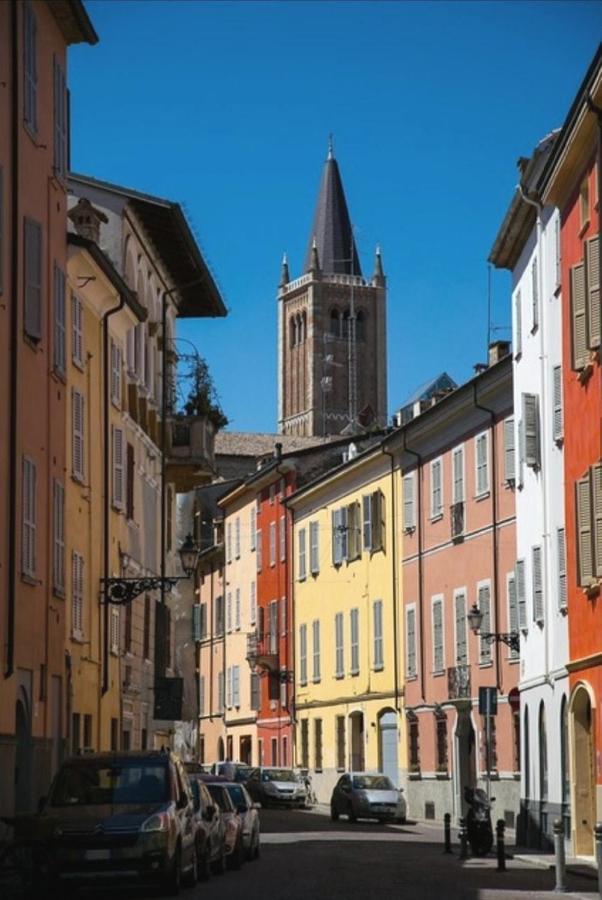 Sant'Anna Studio Apartment Parma Eksteriør bilde